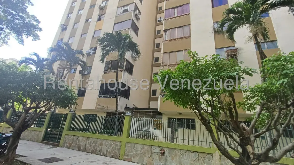 Apartamento (1 Nivel) en Venta en Valles de Camoruco, Carabobo - 3