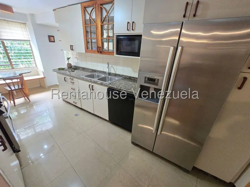 Apartamento (1 Nivel) en Alquiler en Santa Eduvigis, Distrito Metropolitano - 12