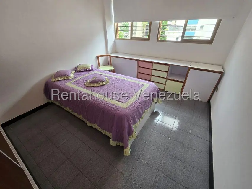 Apartamento (1 Nivel) en Alquiler en Santa Eduvigis, Distrito Metropolitano - 22