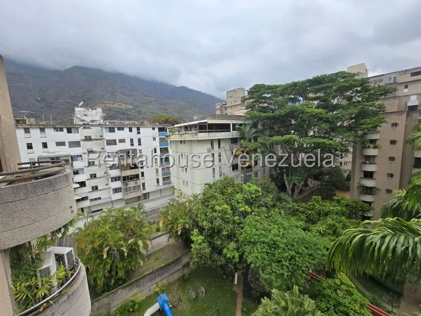 Apartamento (1 Nivel) en Alquiler en Santa Eduvigis, Distrito Metropolitano - 28