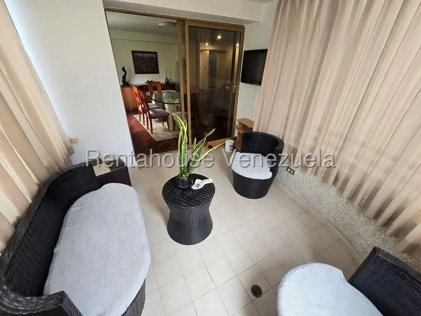 Apartamento (1 Nivel) en Alquiler en Santa Eduvigis, Distrito Metropolitano - 6