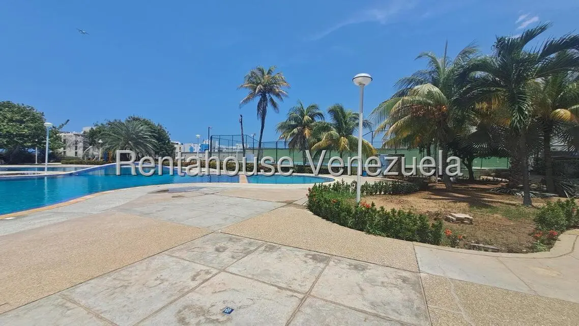 Apartamento (1 Nivel) en Alquiler en Playa Grande, Vargas - 11