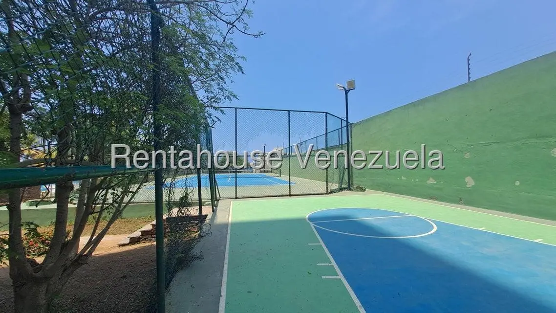 Apartamento (1 Nivel) en Alquiler en Playa Grande, Vargas - 17