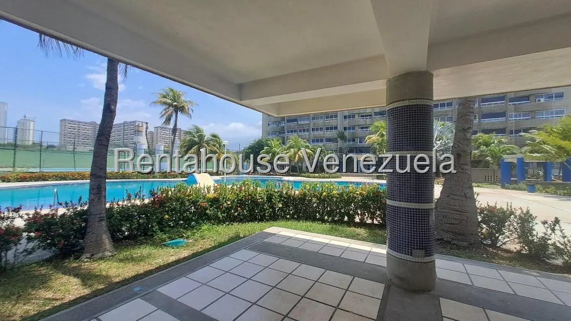 Apartamento (1 Nivel) en Alquiler en Playa Grande, Vargas - 23