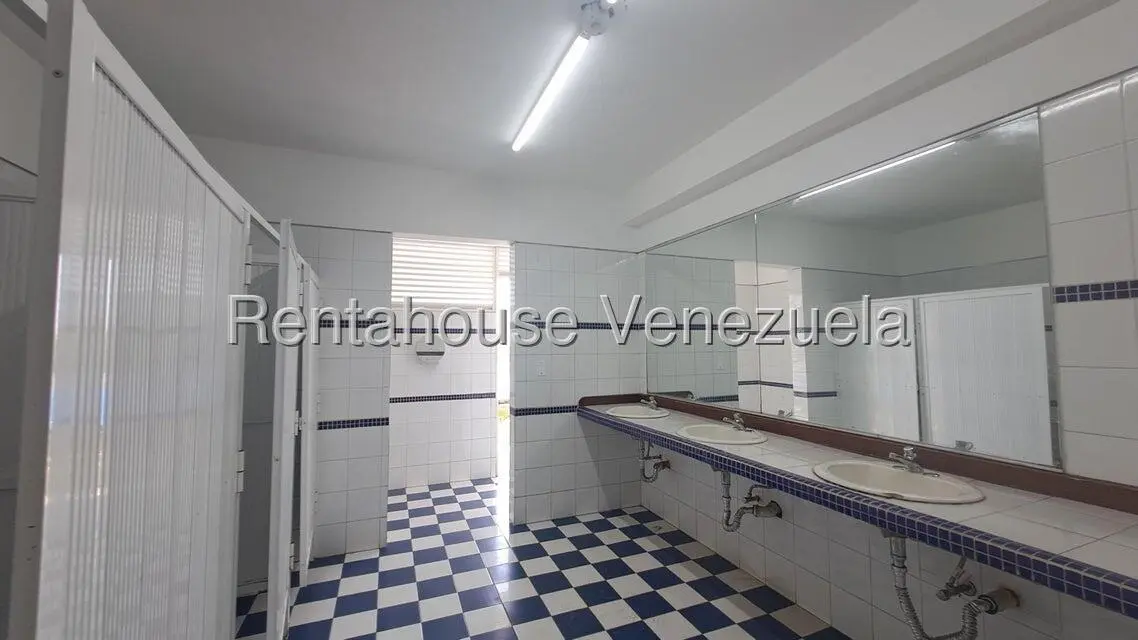 Apartamento (1 Nivel) en Alquiler en Playa Grande, Vargas - 25