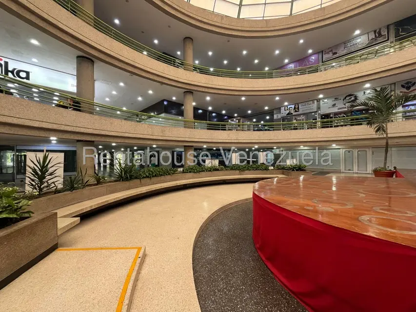 Comercial (Local Comercial) en Alquiler en Prebo II, Carabobo - 12