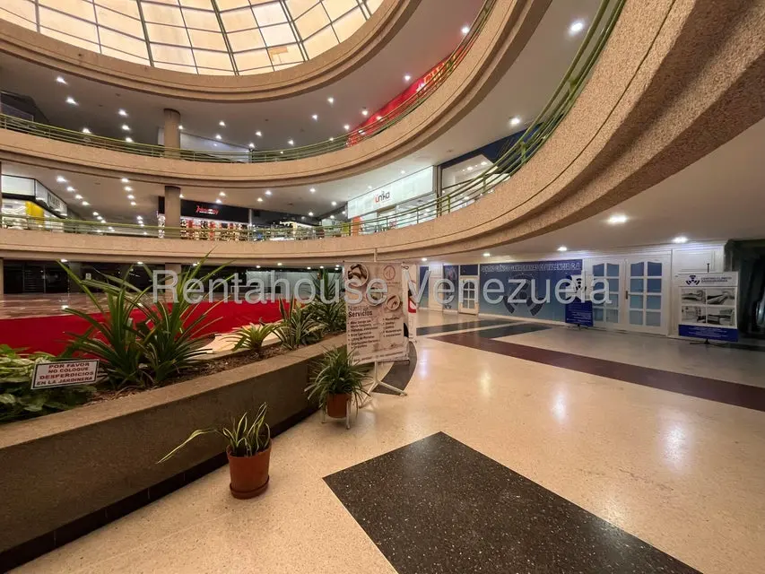 Comercial (Local Comercial) en Alquiler en Prebo II, Carabobo - 14