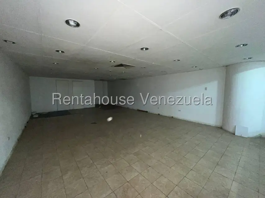 Comercial (Local Comercial) en Alquiler en Prebo II, Carabobo - 9