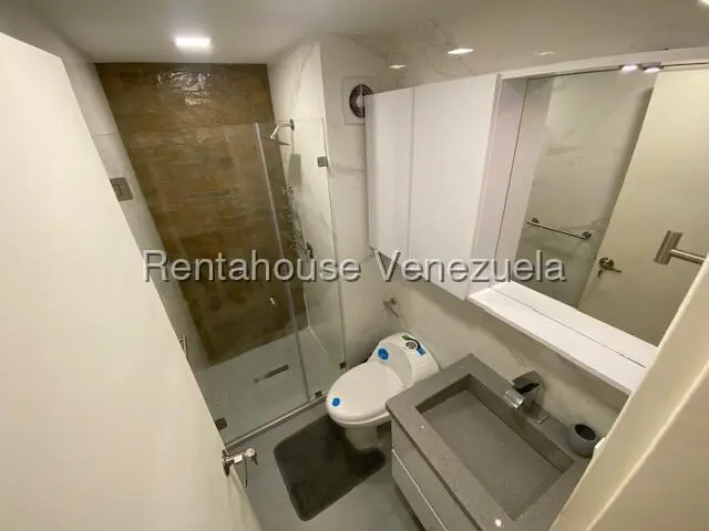 Apartamento (1 Nivel) en Venta en Los Naranjos Humboldt, Distrito Metropolitano - 12