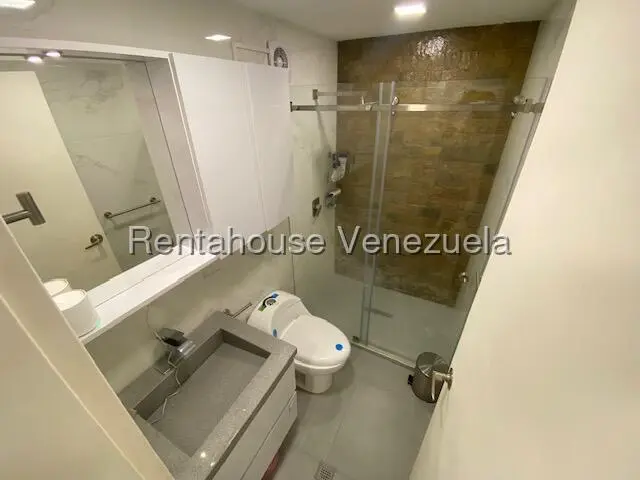 Apartamento (1 Nivel) en Venta en Los Naranjos Humboldt, Distrito Metropolitano - 17