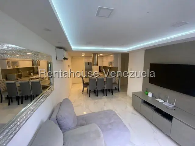 Apartamento (1 Nivel) en Venta en Los Naranjos Humboldt, Distrito Metropolitano - 8