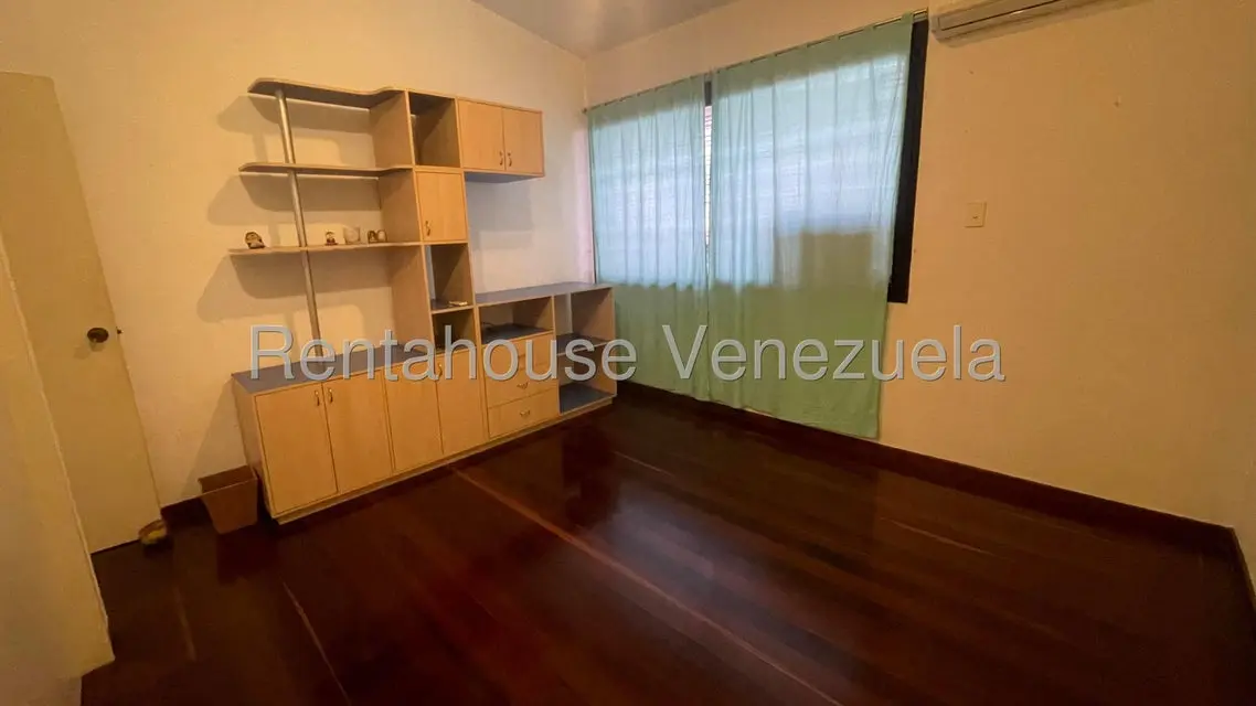 Casa (Multipes Niveles) en Venta en Los Naranjos del Cafetal, Distrito Metropolitano - 14