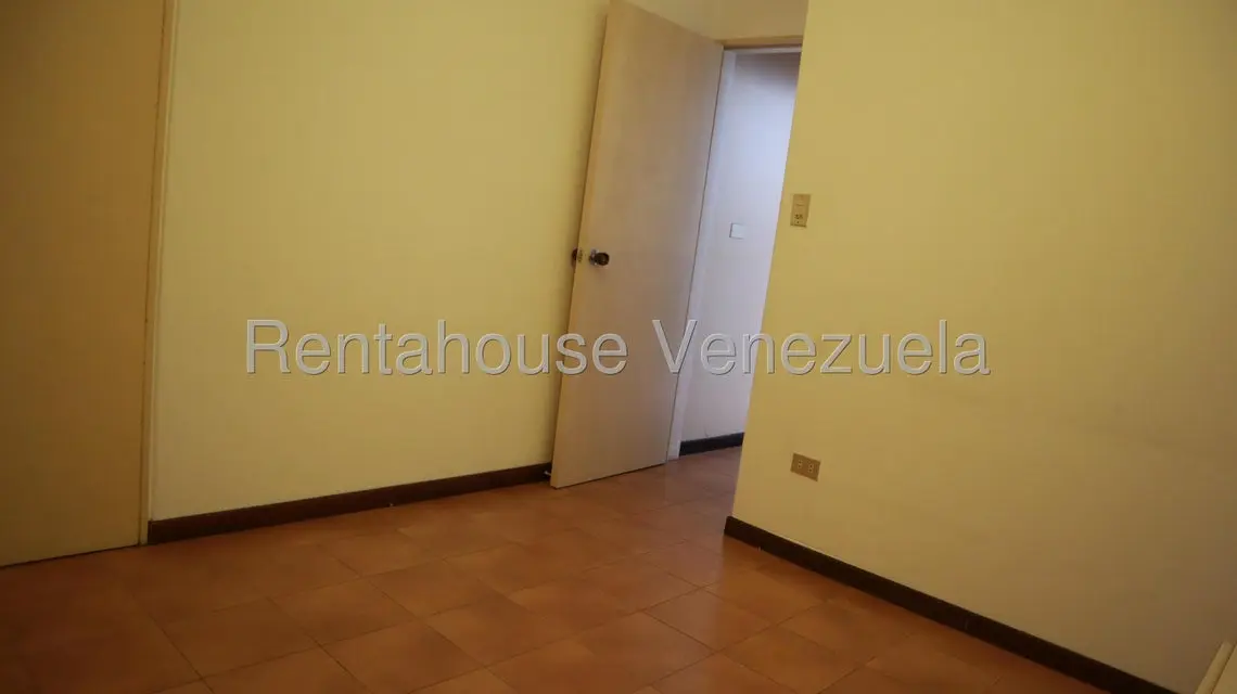 Casa (Multipes Niveles) en Venta en Los Naranjos del Cafetal, Distrito Metropolitano - 22