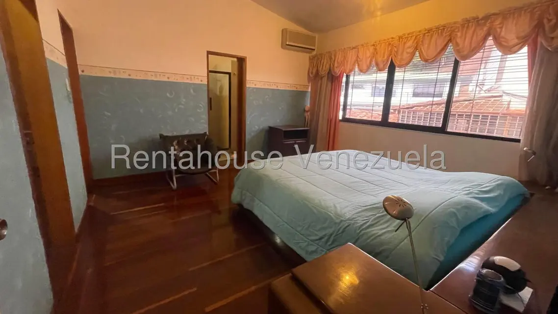 Casa (Multipes Niveles) en Venta en Los Naranjos del Cafetal, Distrito Metropolitano - 9