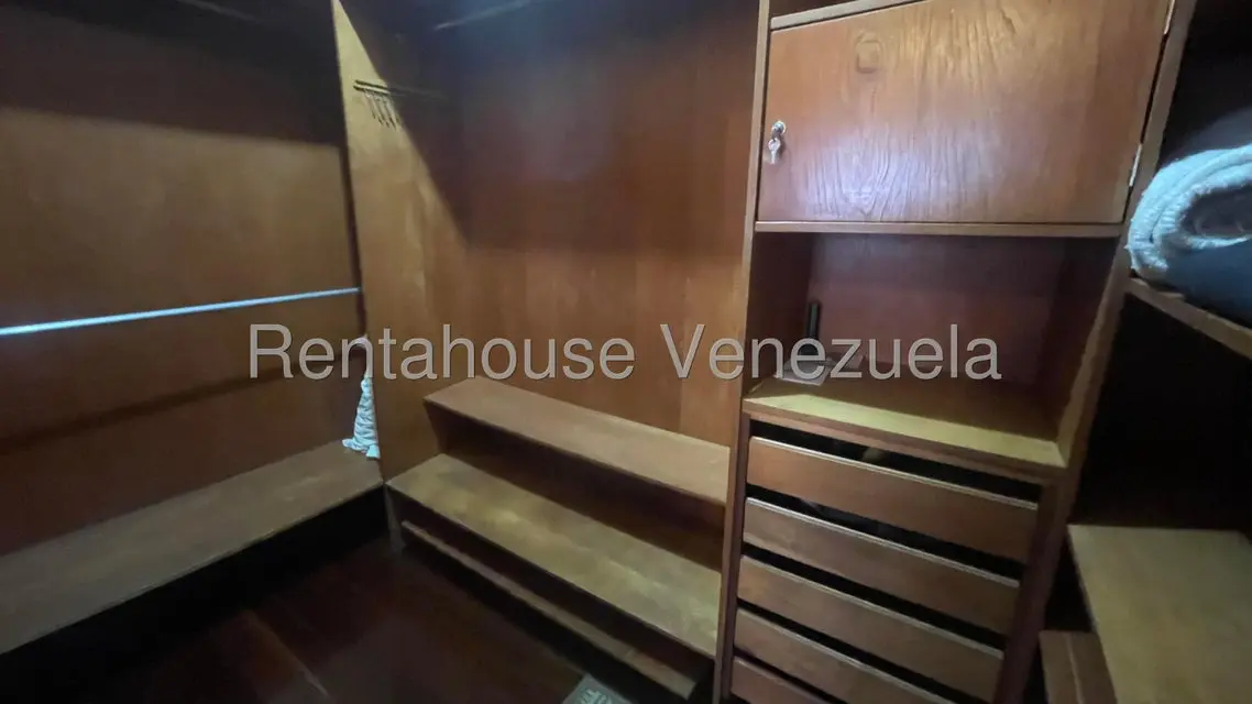 Casa (Multipes Niveles) en Venta en Los Naranjos del Cafetal, Distrito Metropolitano - 10