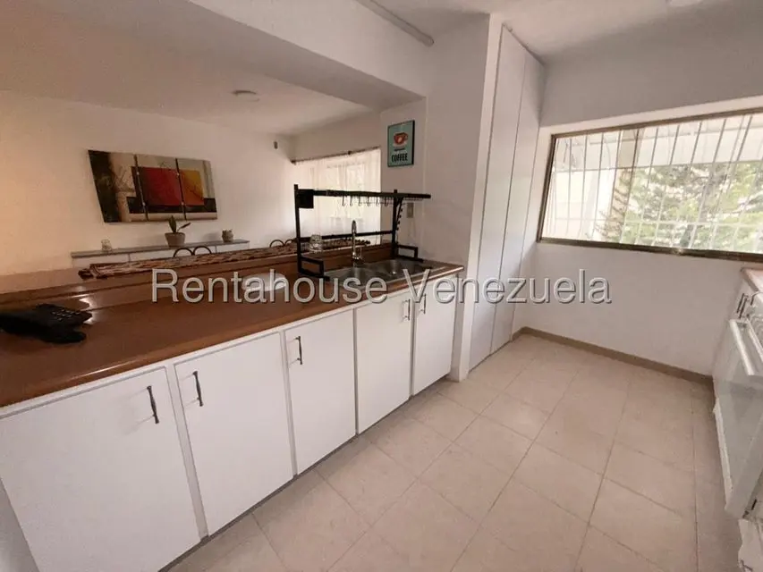 Apartamento (1 Nivel) en Alquiler en Montalban II, Distrito Metropolitano - 11
