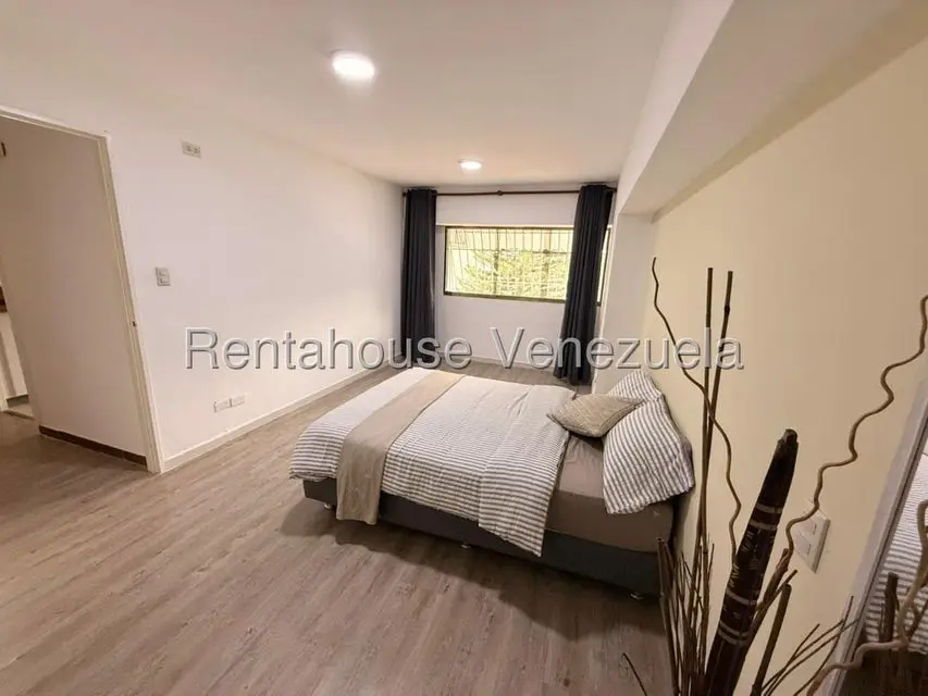 Apartamento (1 Nivel) en Alquiler en Montalban II, Distrito Metropolitano - 14