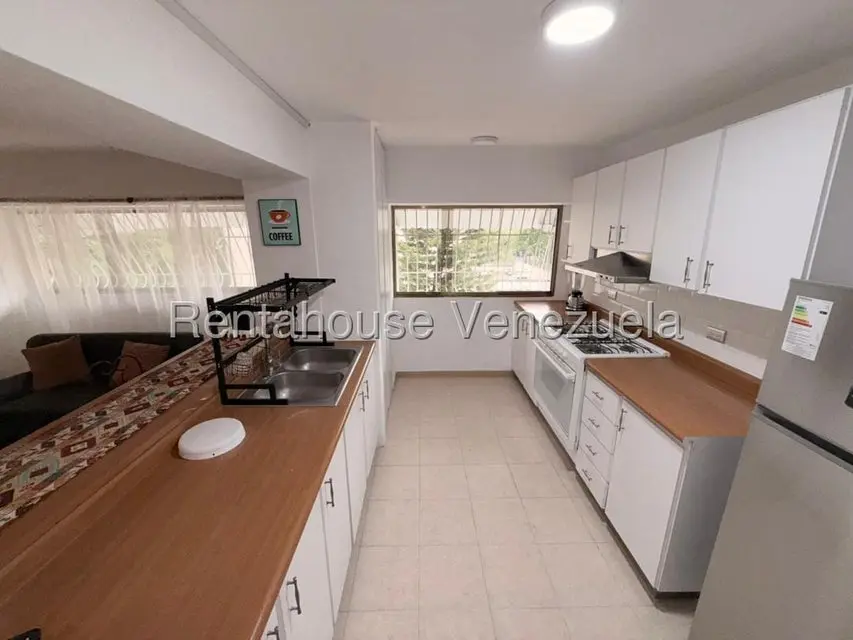 Apartamento (1 Nivel) en Alquiler en Montalban II, Distrito Metropolitano - 19