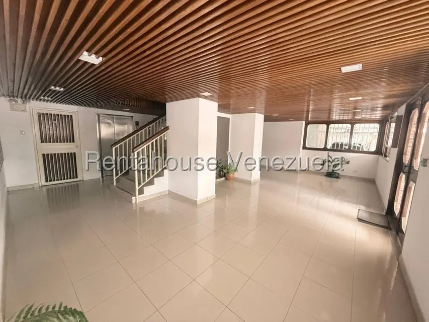 Apartamento (1 Nivel) en Alquiler en Montalban II, Distrito Metropolitano - 20