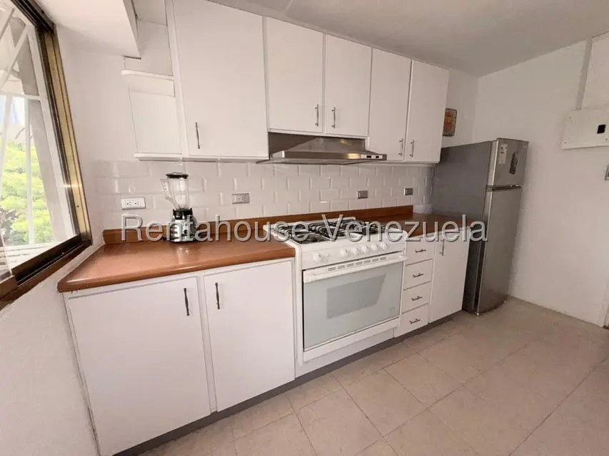 Apartamento (1 Nivel) en Alquiler en Montalban II, Distrito Metropolitano - 7