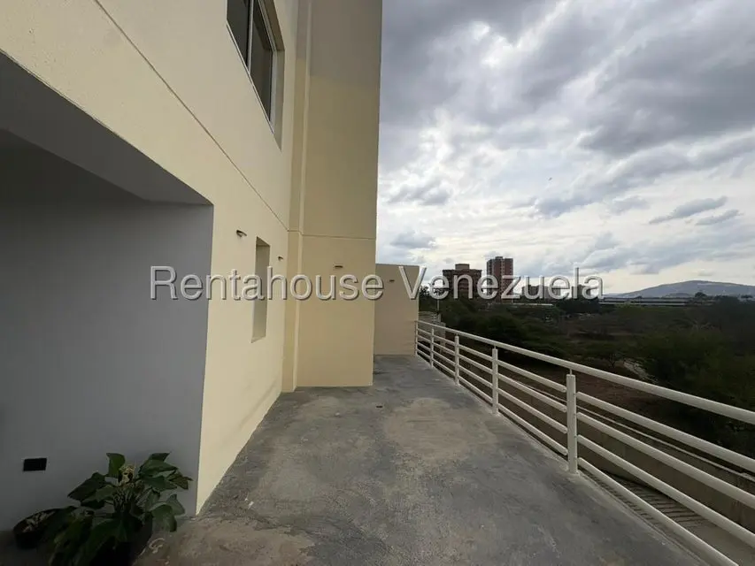 Apartamento (1 Nivel) en Venta en Del Este, Lara - 11