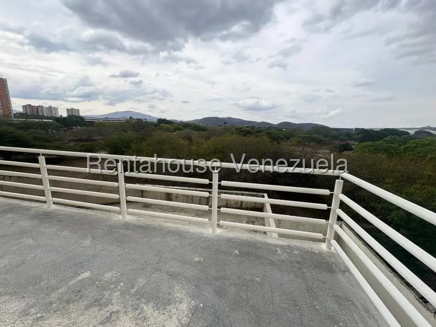 Apartamento (1 Nivel) en Venta en Del Este, Lara - 21