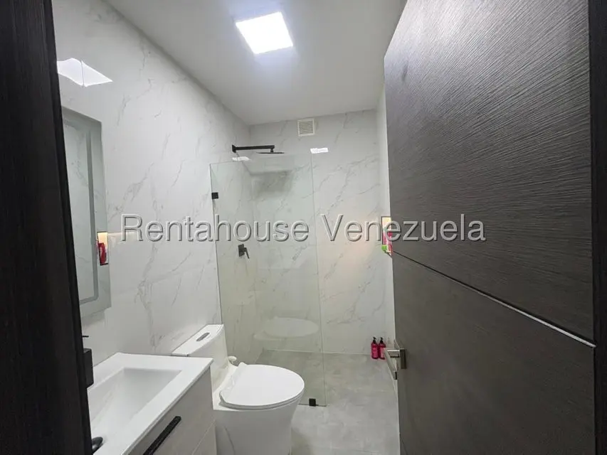Apartamento (1 Nivel) en Venta en Del Este, Lara - 10