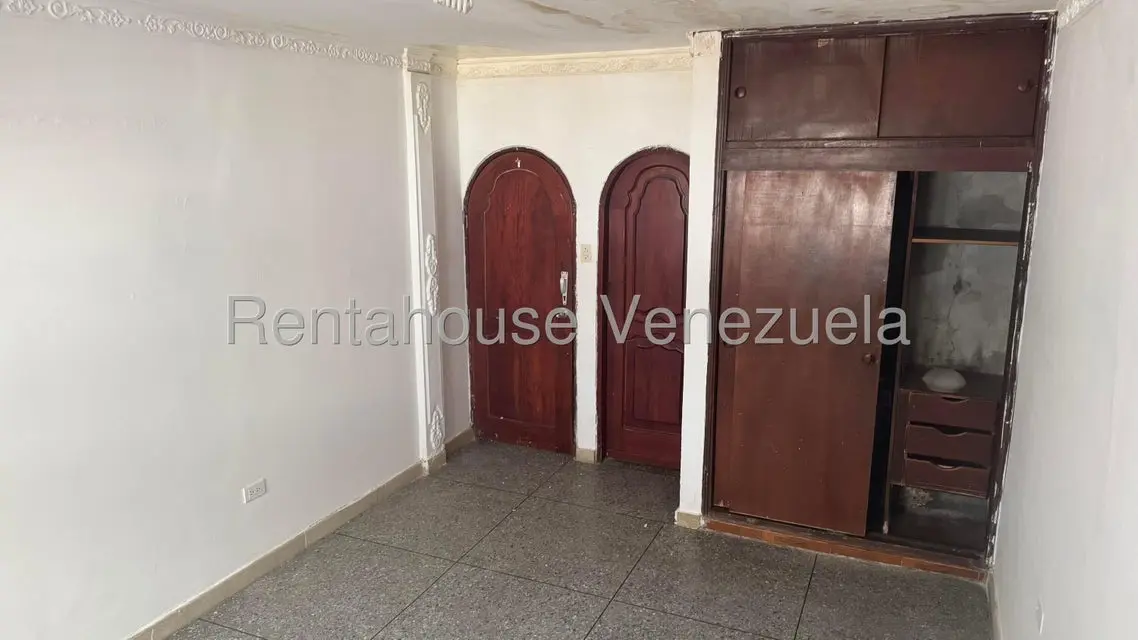 Casa (Contemporaneo) en Venta en La Trinidad, Zulia - 11