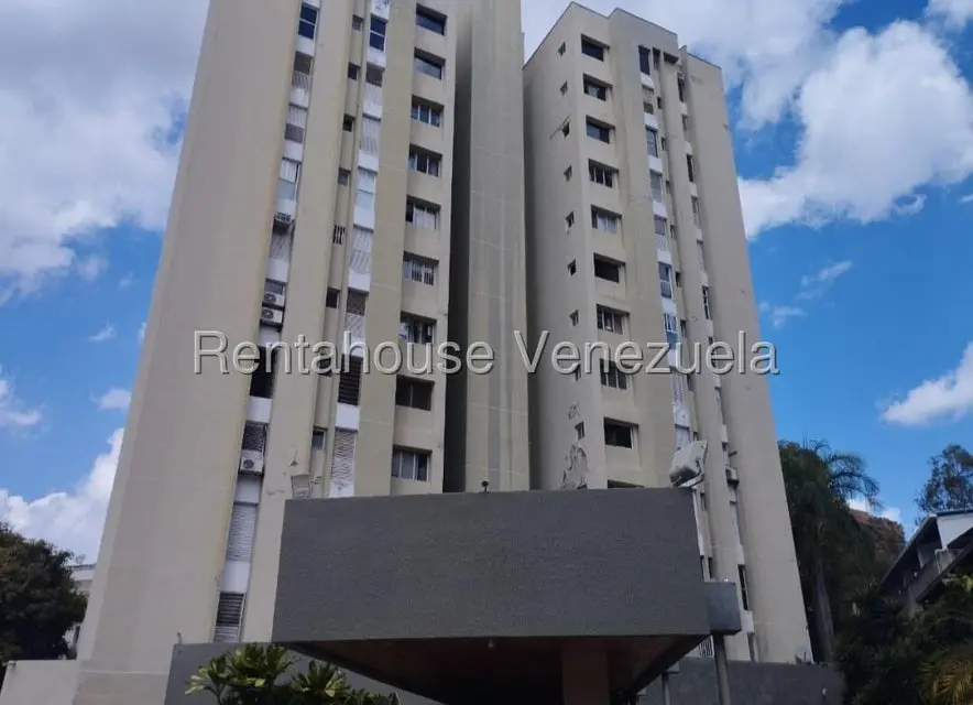 Apartamento (1 Nivel) en Alquiler en Los Naranjos del Cafetal, Distrito Metropolitano - 3