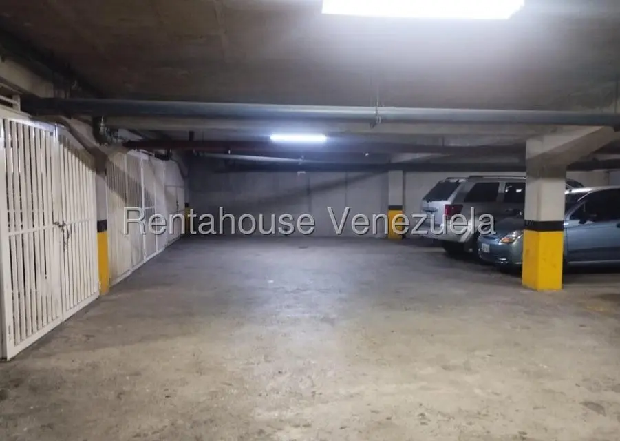 Apartamento (1 Nivel) en Alquiler en Los Naranjos del Cafetal, Distrito Metropolitano - 24