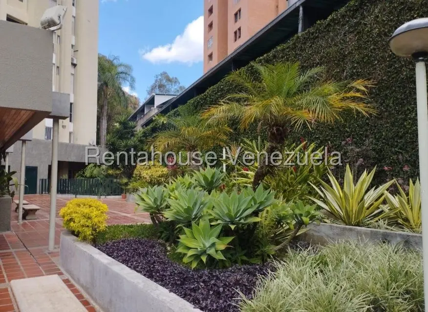 Apartamento (1 Nivel) en Alquiler en Los Naranjos del Cafetal, Distrito Metropolitano - 6