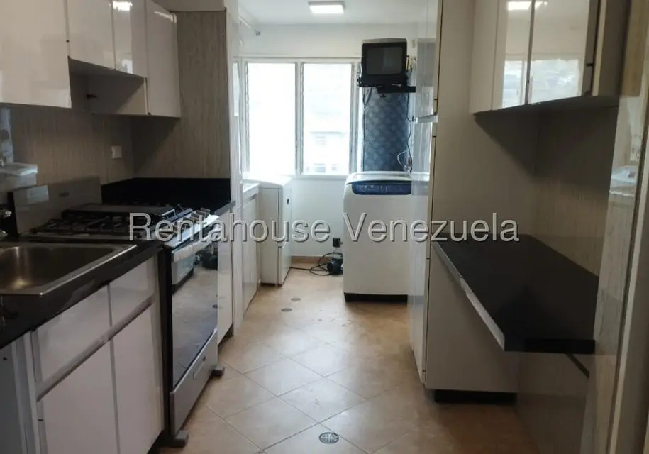 Apartamento (1 Nivel) en Alquiler en Los Naranjos del Cafetal, Distrito Metropolitano - 10