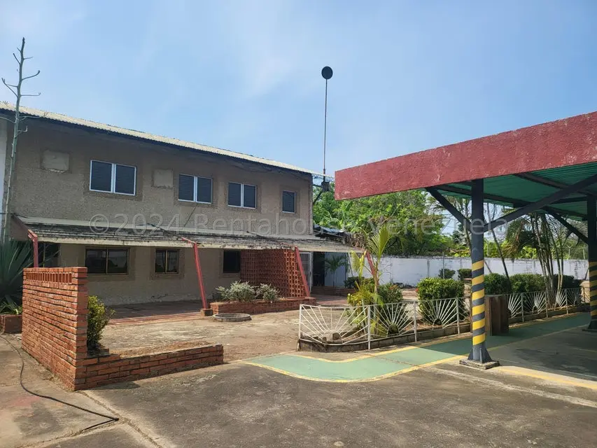 Comercial (Local Comercial) en Venta en Punta Gorda, Zulia - 2