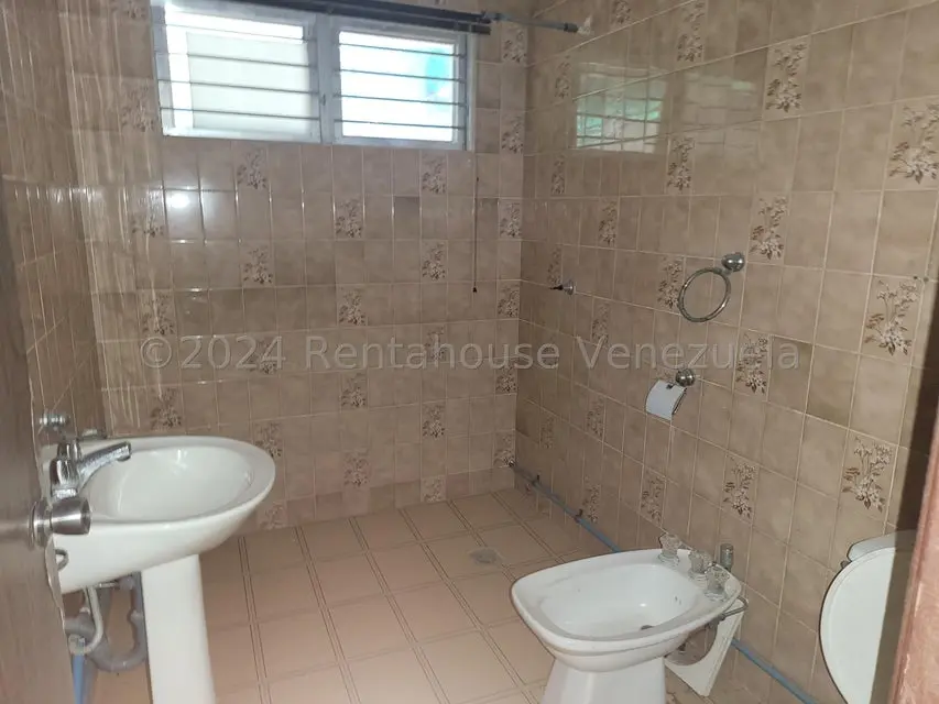Comercial (Local Comercial) en Venta en Punta Gorda, Zulia - 16