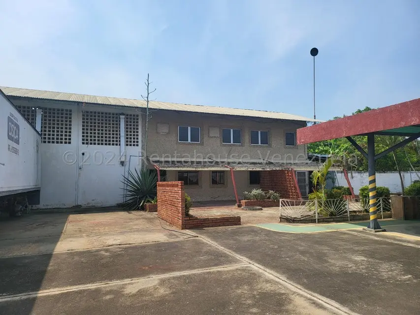 Comercial (Local Comercial) en Venta en Punta Gorda, Zulia - 3