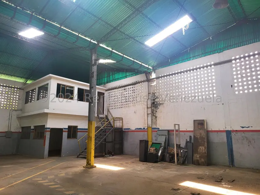 Comercial (Local Comercial) en Venta en Punta Gorda, Zulia - 4