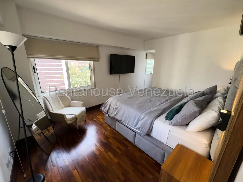Apartamento (1 Nivel) en Venta en Campo Alegre, Distrito Metropolitano - 14