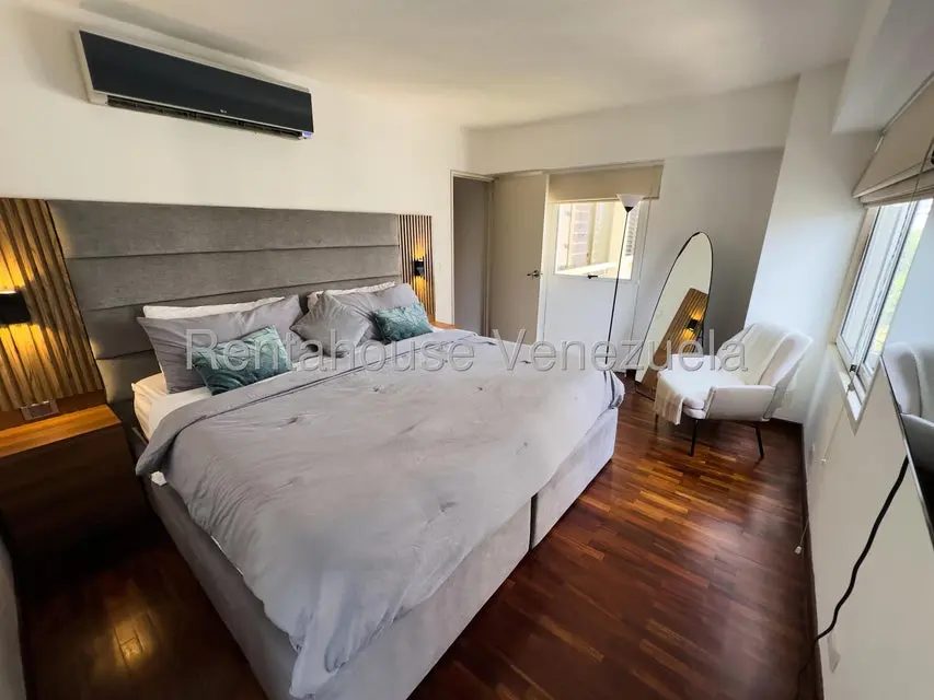 Apartamento (1 Nivel) en Venta en Campo Alegre, Distrito Metropolitano - 3