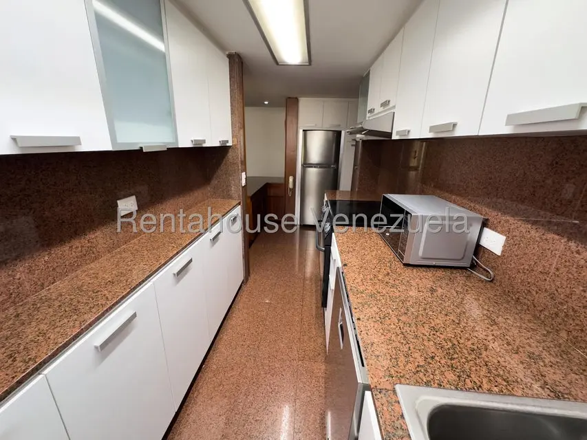 Apartamento (1 Nivel) en Venta en Campo Alegre, Distrito Metropolitano - 5
