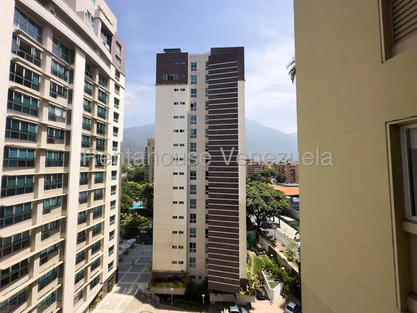 Apartamento (1 Nivel) en Venta en Campo Alegre, Distrito Metropolitano - 7