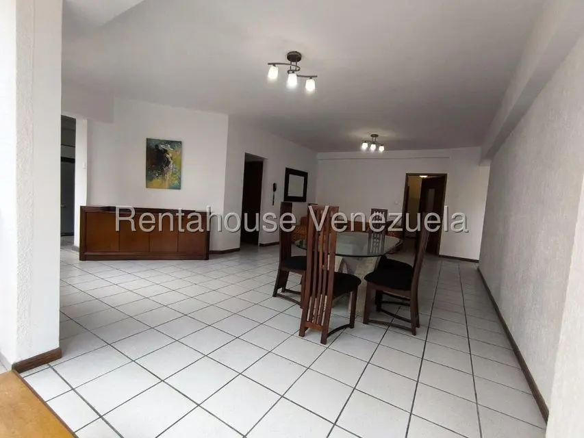 Apartamento (1 Nivel) en Alquiler en Los Mangos, Carabobo - 11