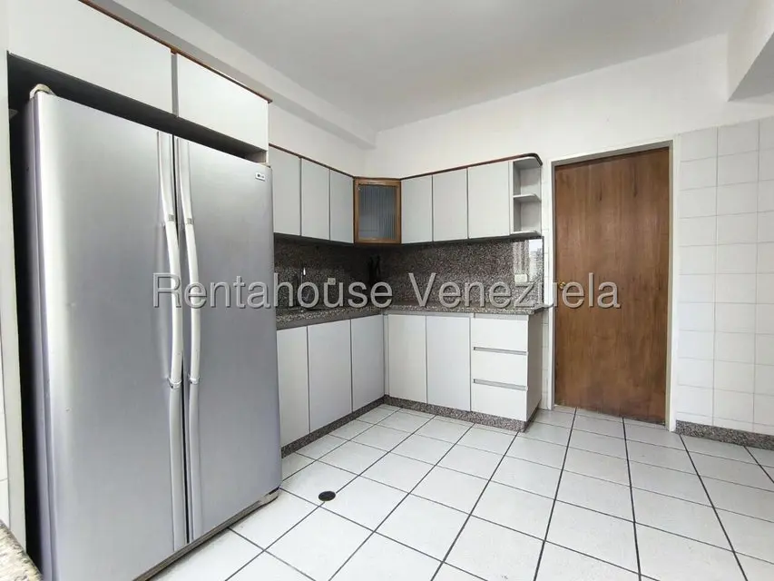 Apartamento (1 Nivel) en Alquiler en Los Mangos, Carabobo - 16