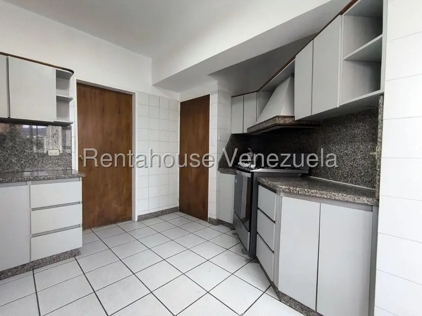 Apartamento (1 Nivel) en Alquiler en Los Mangos, Carabobo - 17