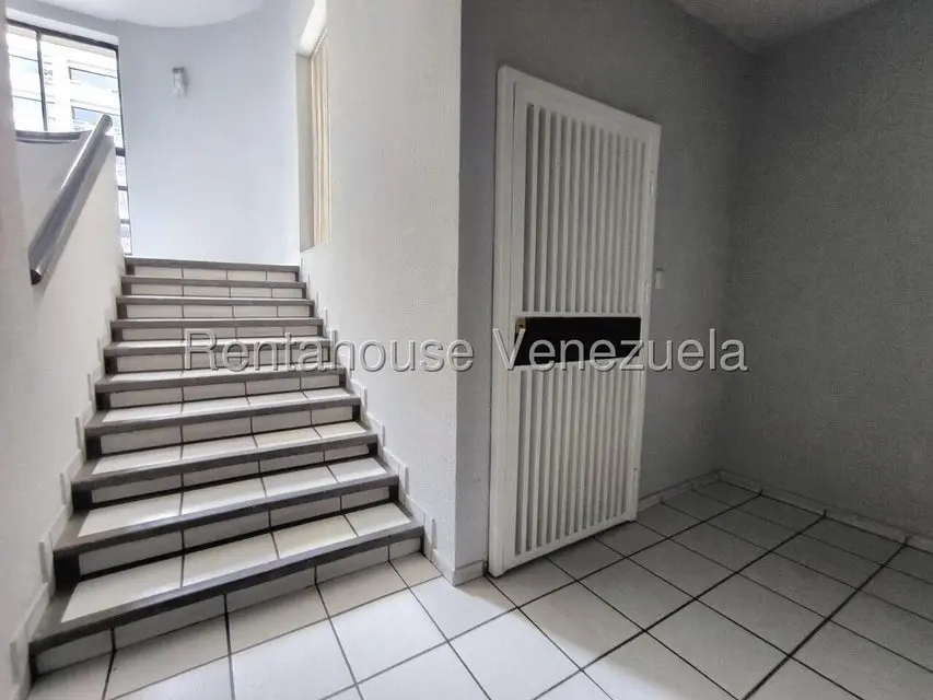 Apartamento (1 Nivel) en Alquiler en Los Mangos, Carabobo - 4