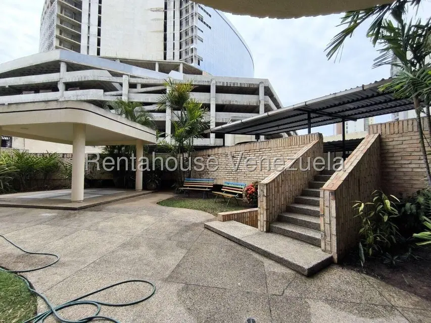 Apartamento (1 Nivel) en Alquiler en Los Mangos, Carabobo - 31