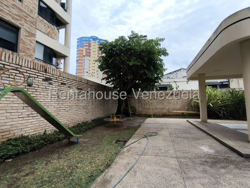 Apartamento (1 Nivel) en Alquiler en Los Mangos, Carabobo - 33