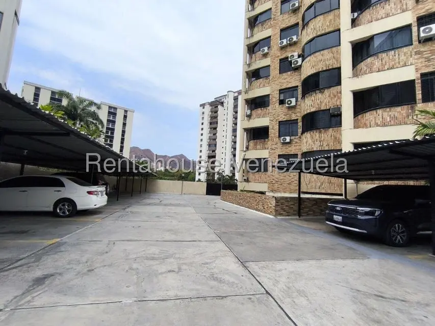 Apartamento (1 Nivel) en Alquiler en Los Mangos, Carabobo - 34