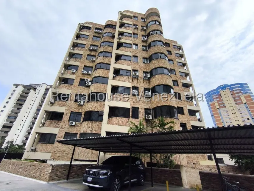 Apartamento (1 Nivel) en Alquiler en Los Mangos, Carabobo - 35