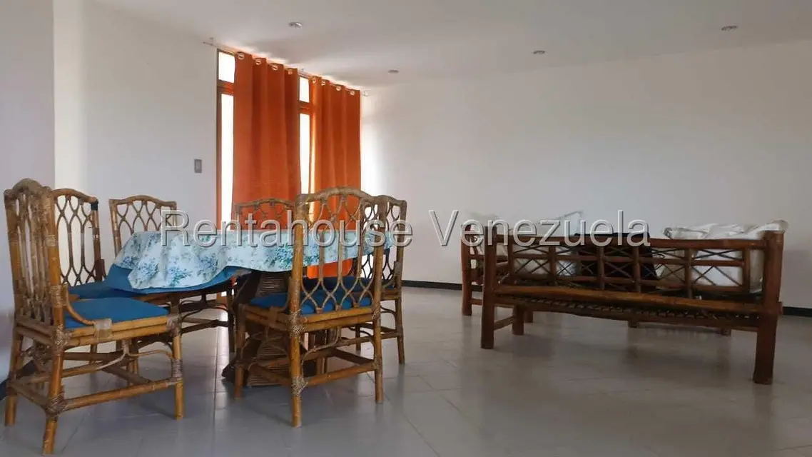 Apartamento (1 Nivel) en Alquiler en Los Canales de Rio Chico, Miranda - 3