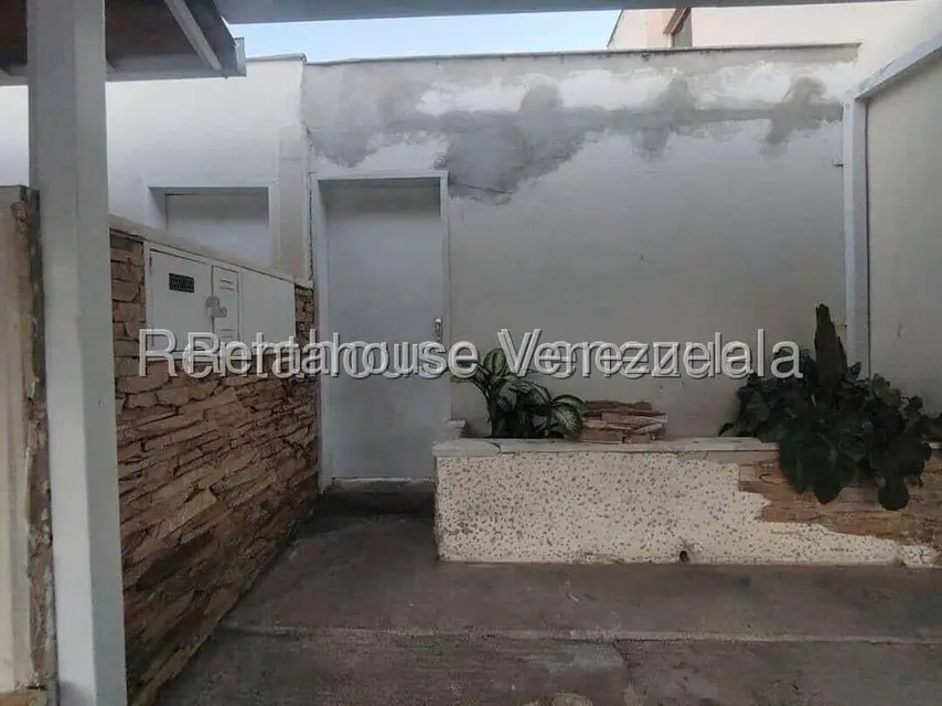 Casa (1 Nivel) en Alquiler en Ave Intercomunal, Lara - 2